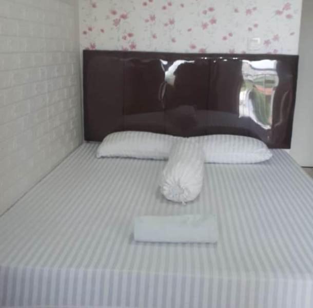 Apartemen Springlake Summarecon Bekasi-By Bu Johan Экстерьер фото