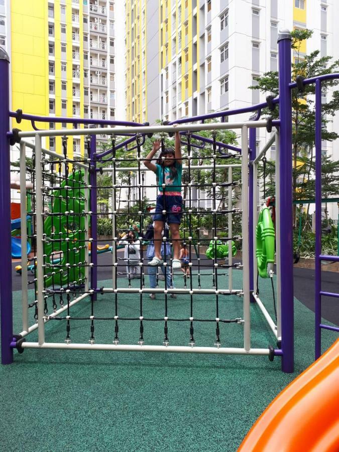Apartemen Springlake Summarecon Bekasi-By Bu Johan Экстерьер фото